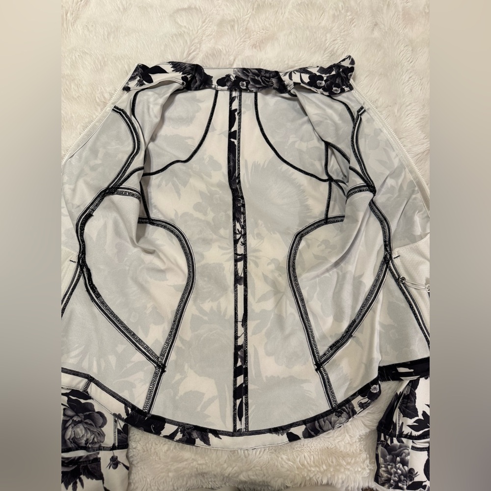 Forme Jacket Brisk Bloom - Picture 14 of 15